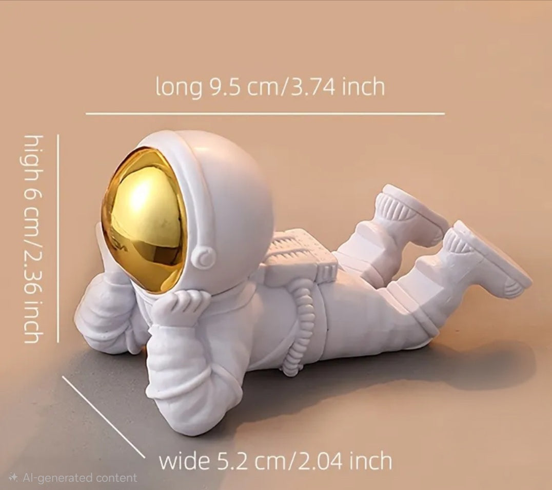 Creative Astronaut Ornament, Desktop Phone Holder, Tablet Holder, Astronaut Phone Holder, Office Desktop Phone Holder, Office Decor, Astronaut Theme Phone Holder Silver