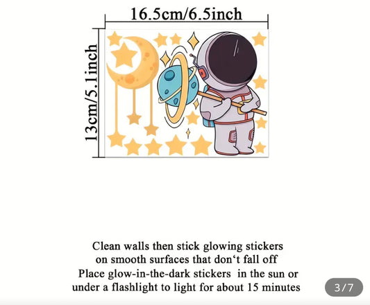 1pc Luminous Astronaut Decorative Switch Sticker, Blue/Green/Dual-Color Glow-in-the-Dark Sticker, Switch Decoration Sticker, Suitable for Home Wall Decor